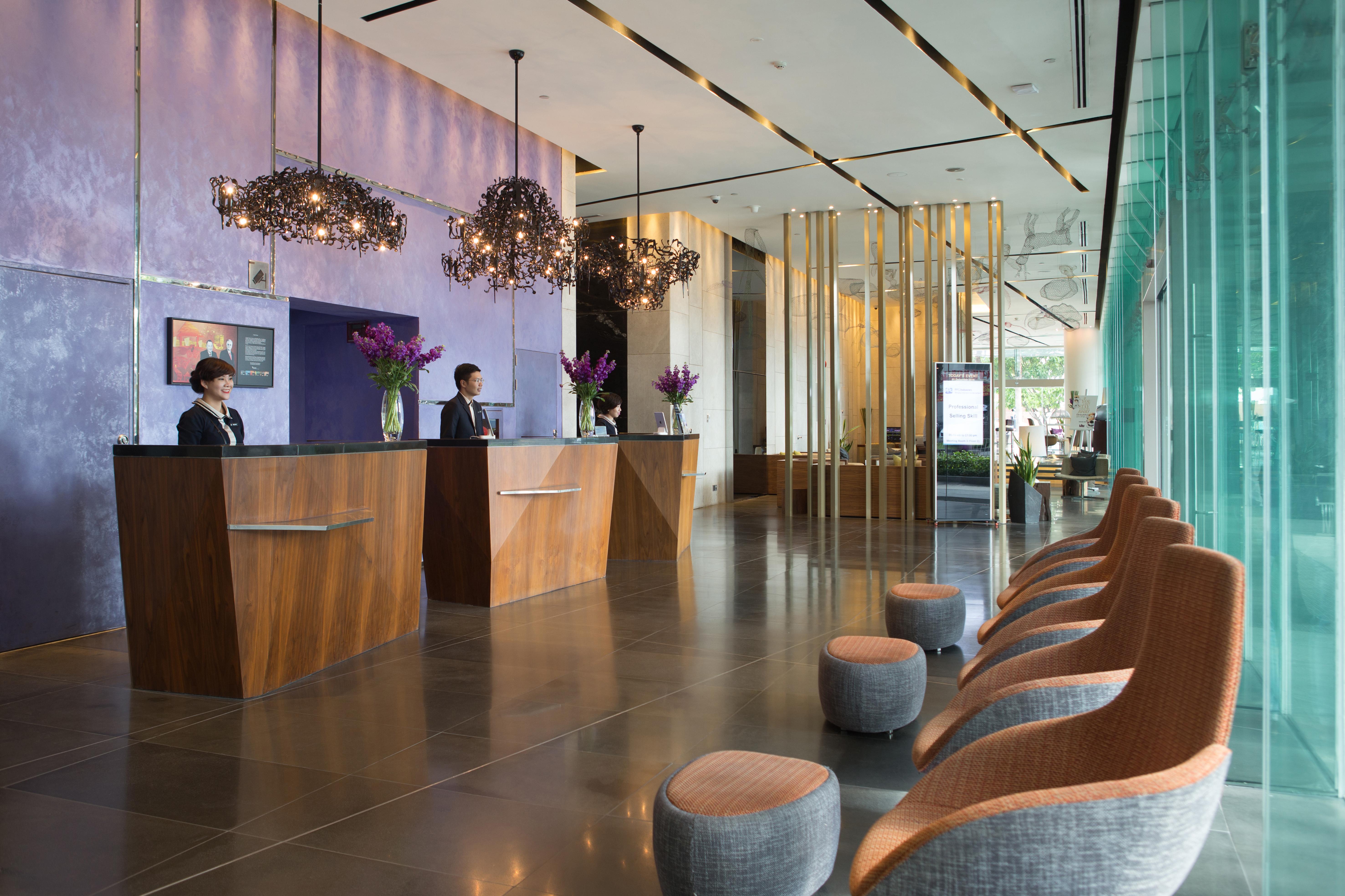 Pullman Saigon Centre Khách sạn 5*