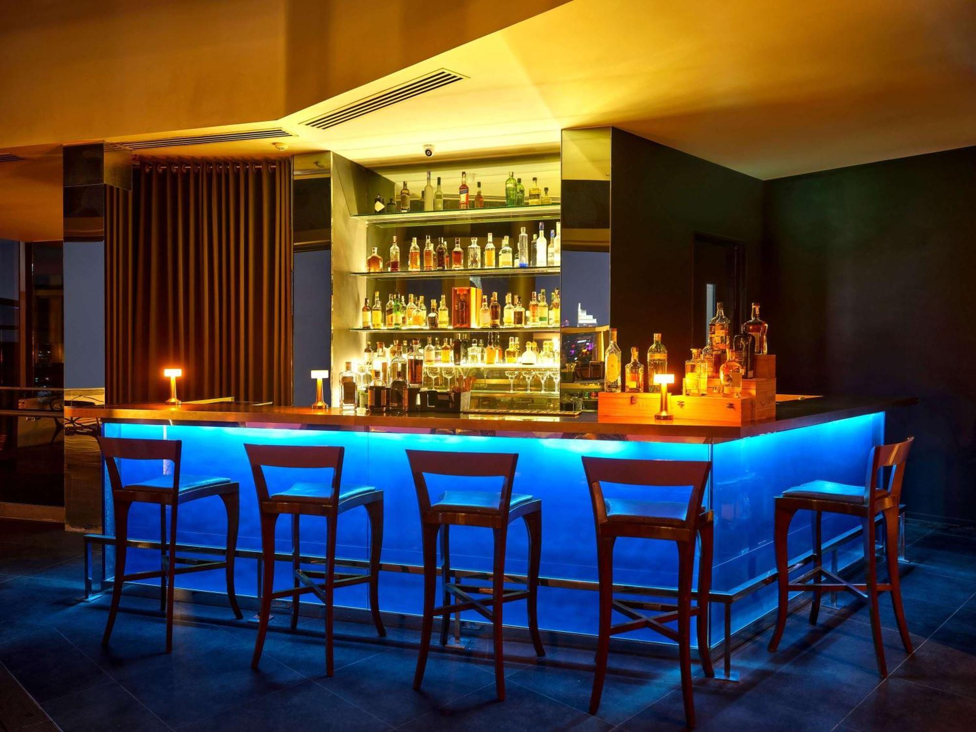 Pullman Saigon Centre Khách sạn