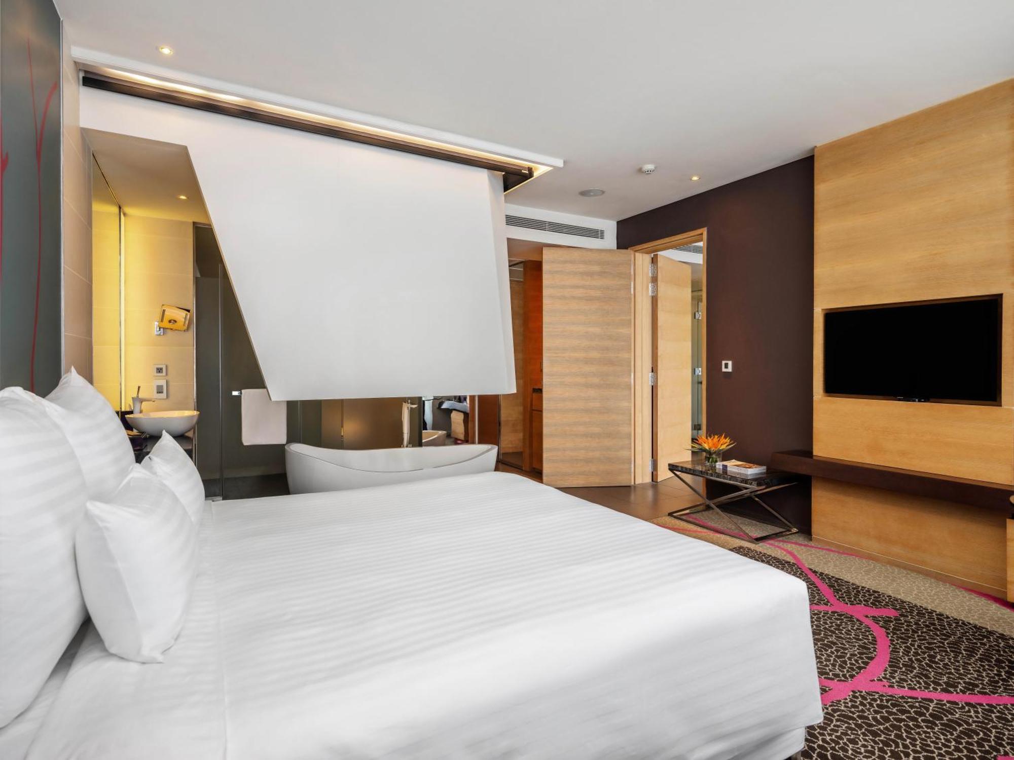 Khách sạn Pullman Saigon Centre TP. Hồ Chí Minh
